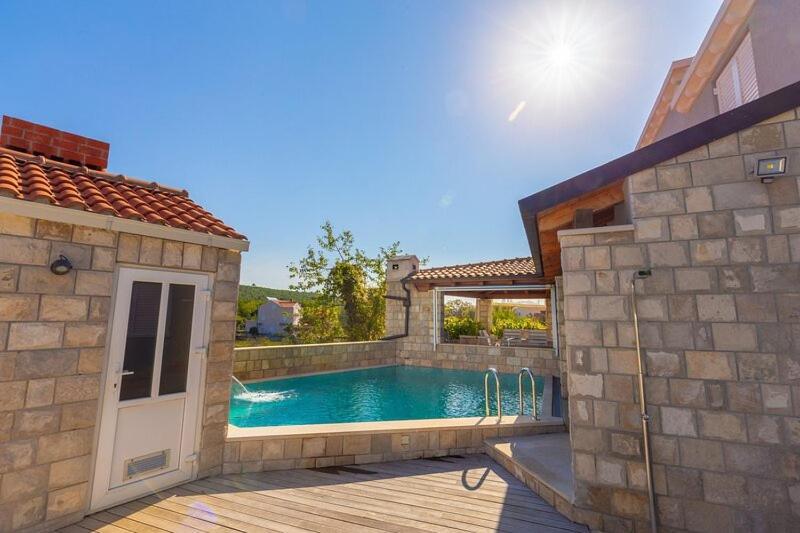 Villa Holiday Trojkovic *